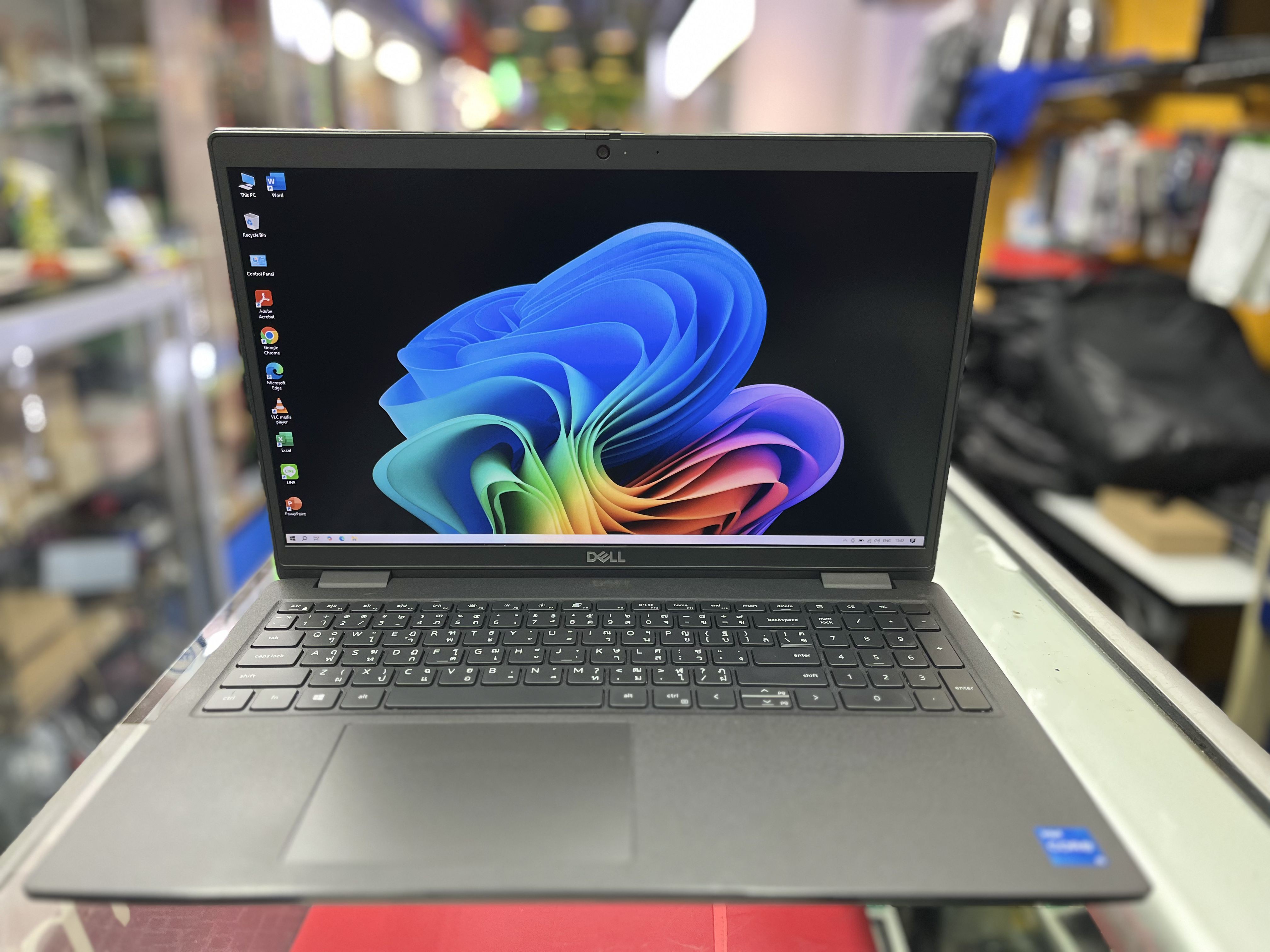 DeLL Latitude 3520 i5